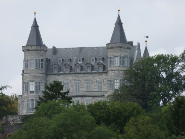 Balade du Château Royal de Ciergnon